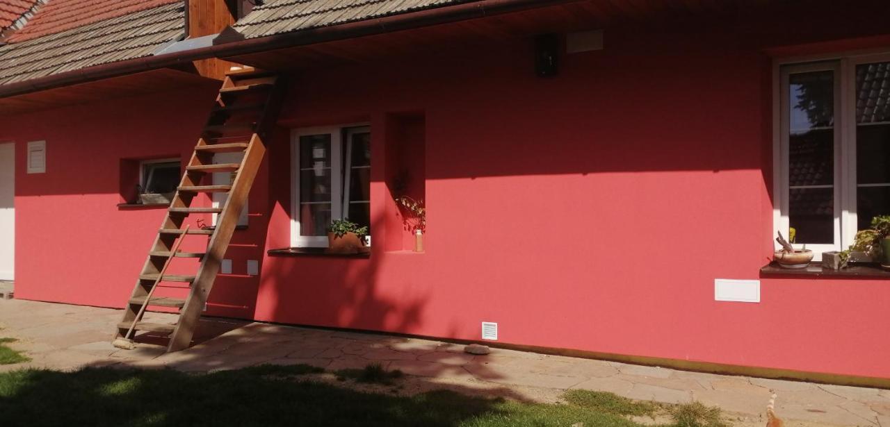 Keramicky A Vytvarny Atelier Konesin Zewnętrze zdjęcie